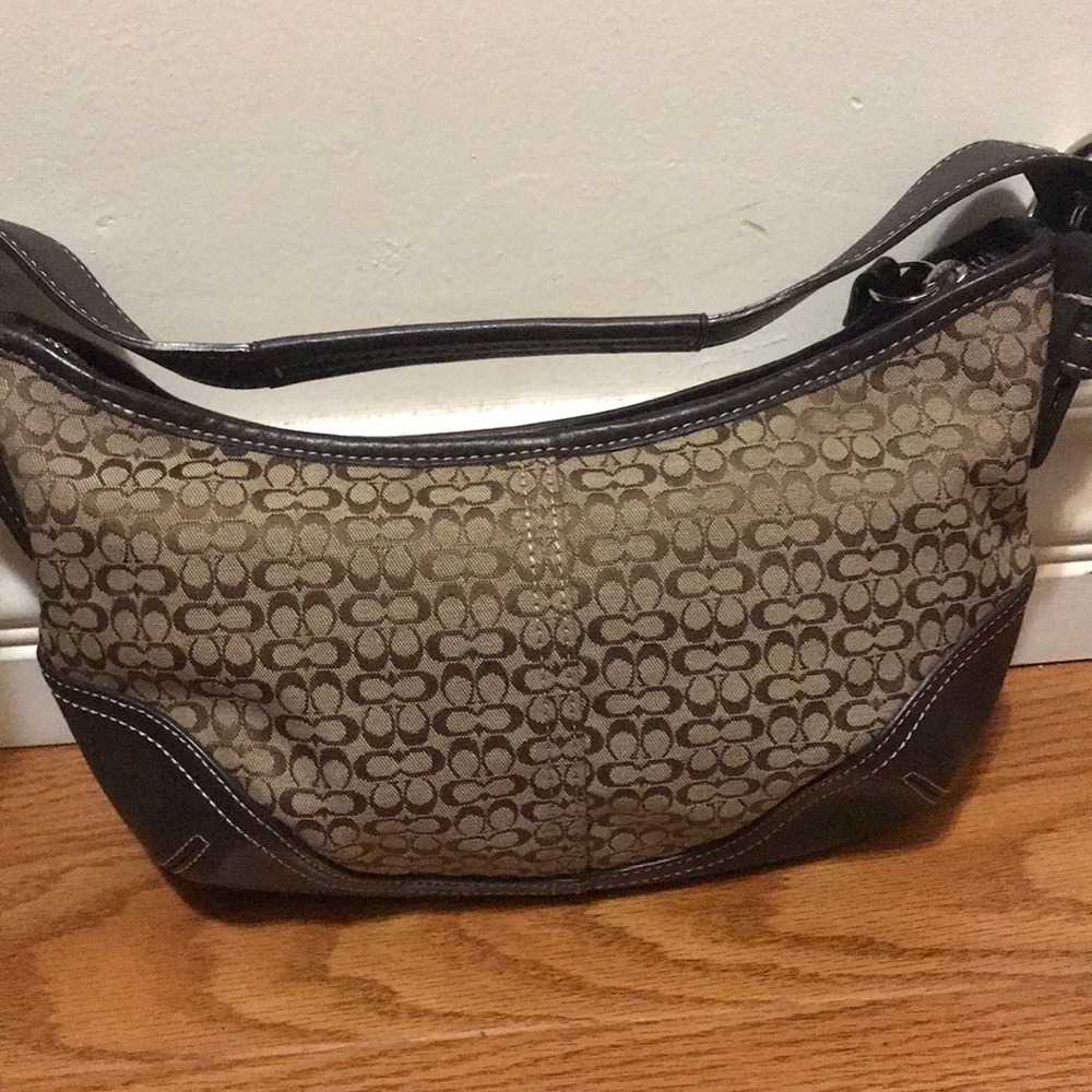 Coach authentic handbag